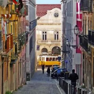 love-inn-bairro-alto-4.hotels-lisbon-portugal.com/